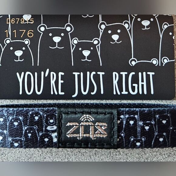 ZOX "YOU'RE JUST RIGHT" #1176 Variating Winnie The Pooh COLLECTIBLE WRISTBAND - Picture 1 of 5